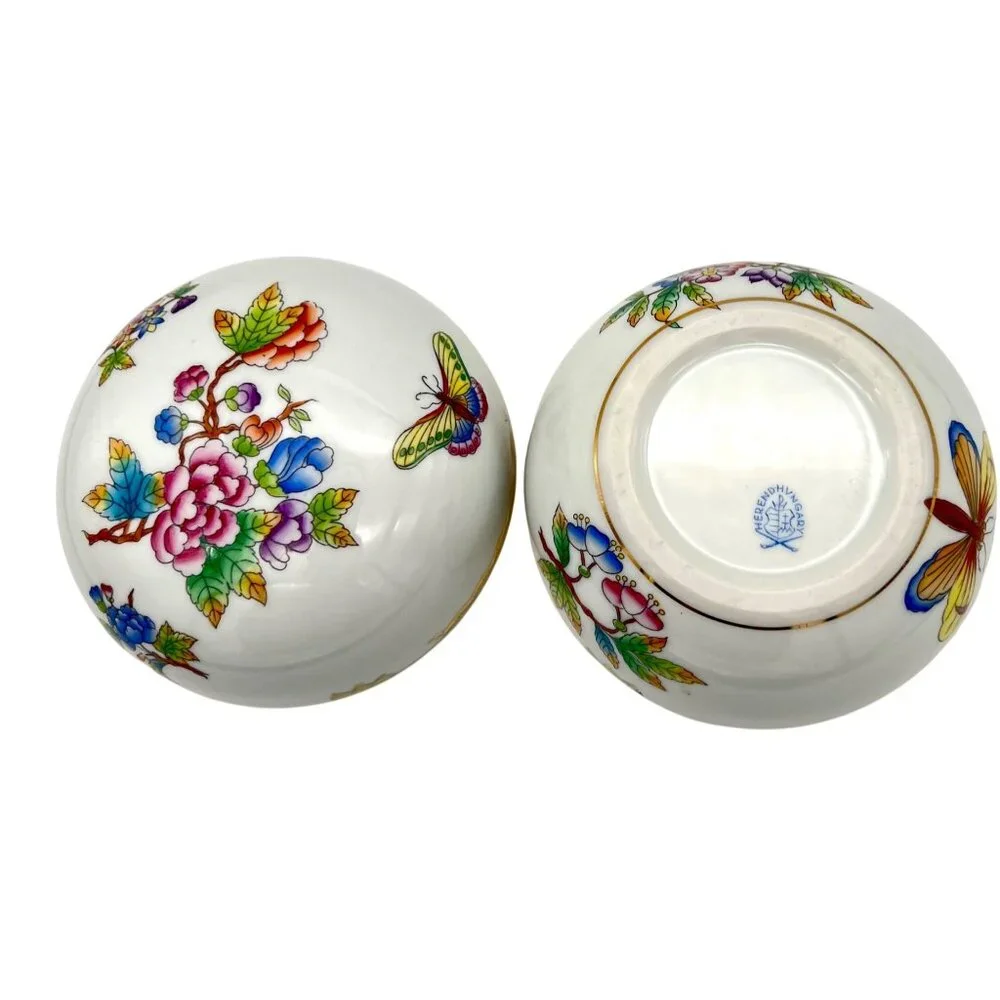 Herend Porcelain Round Trinket Box Bonbonniere Queen Victoria Green Rim 4.25" D - Picture 8 of 9